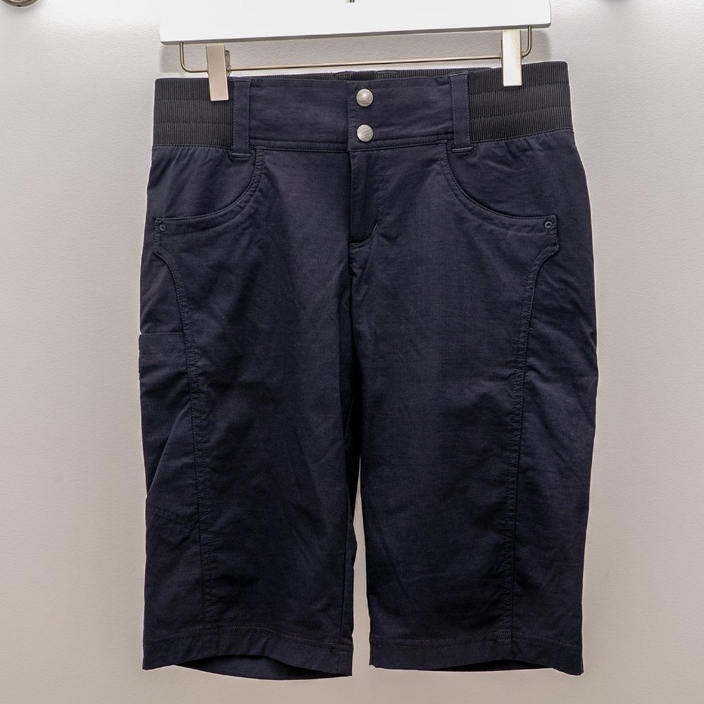 TITLE NINE Clamber Shorts, black, size 4/S, 13in